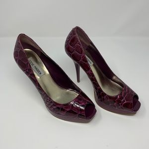 Steve Madden PKaro Faux Alligator/Crocodile Pumps